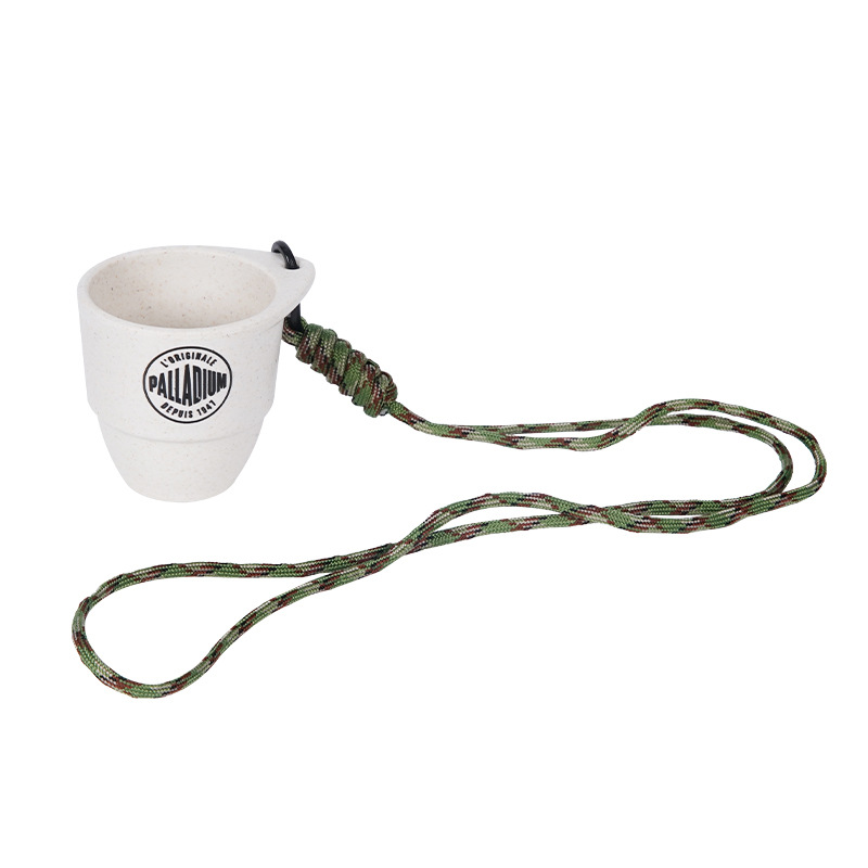 Anpassad bambufiber hängande hals Outdoor Mini Travel Cup