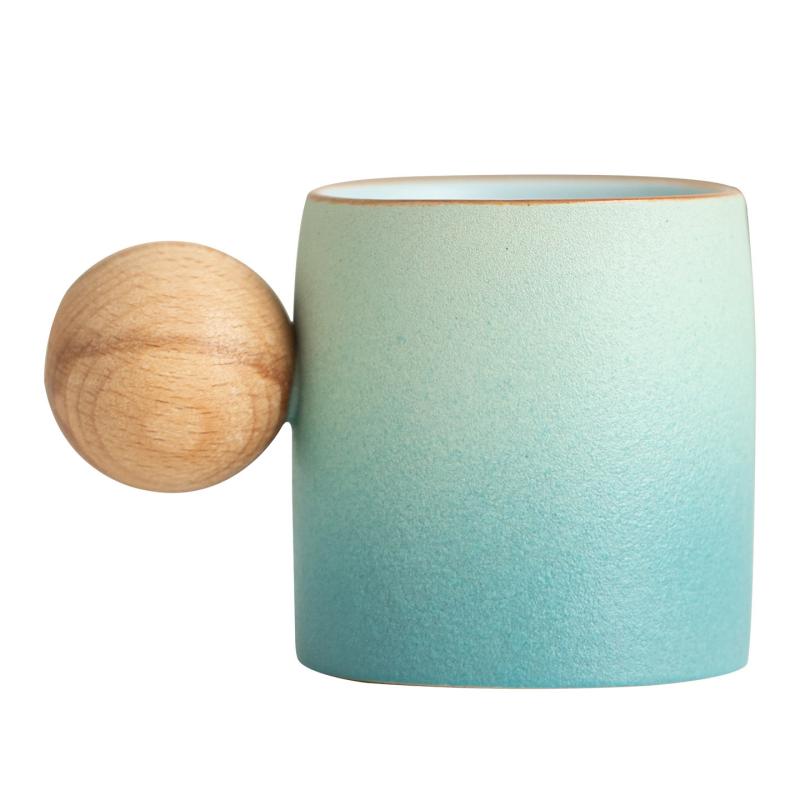 Gradient keramisk mugg träbollhandtag för hemgåva