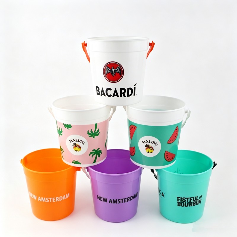 Anpassad liten plastishink | Med handtag