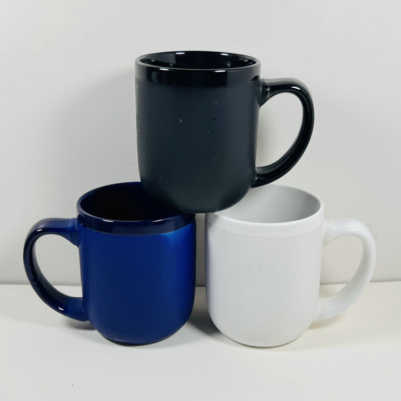 Anpassad logotyp matt keramisk kaffemugg för cafépresent